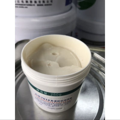 Good price 7014 Wide Temperature Aviation Grease -60℃-180℃ Sinopec Gear Synthetic Lubricants online